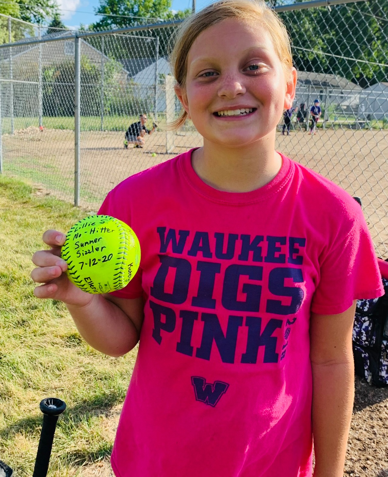 Check out the photos and videos of the softball recruiting profile Lillie Struck