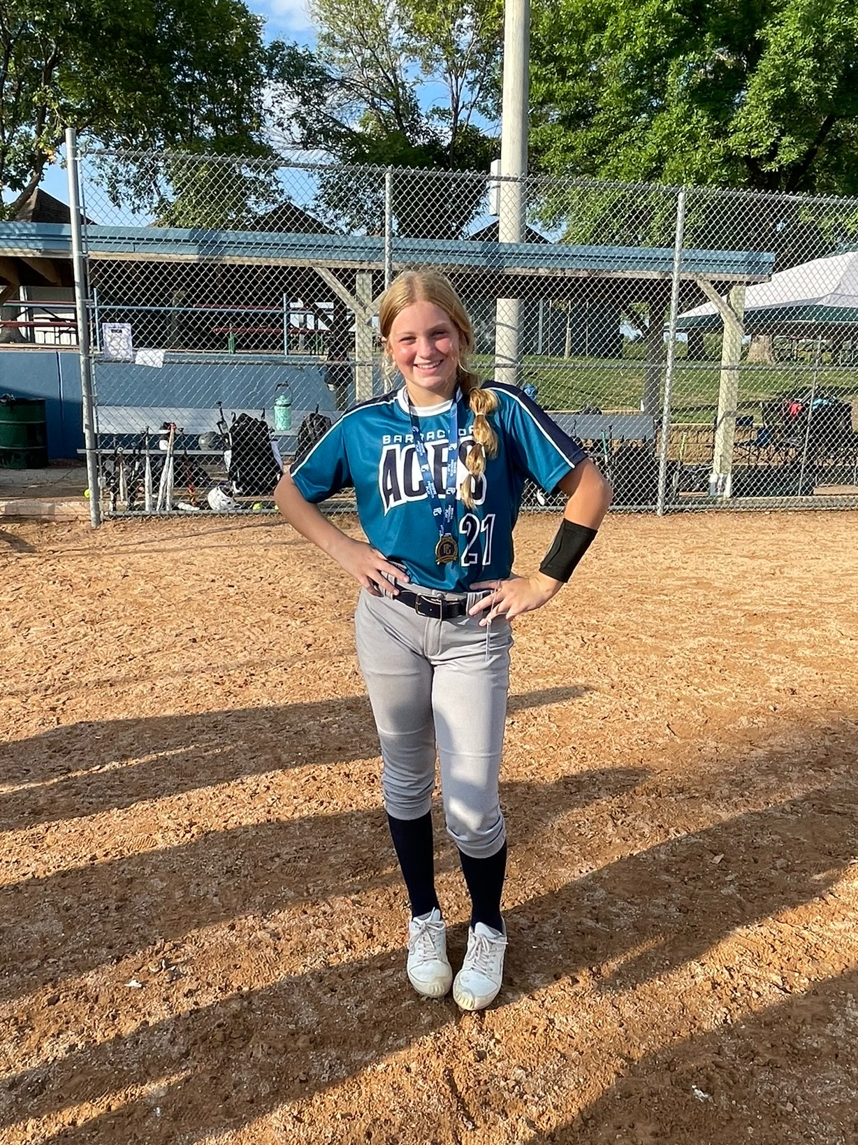 Check out the photos and videos of the softball recruiting profile Lillie Struck