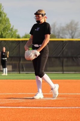 Check out the photos and videos of the softball recruiting profile Lillie Struck